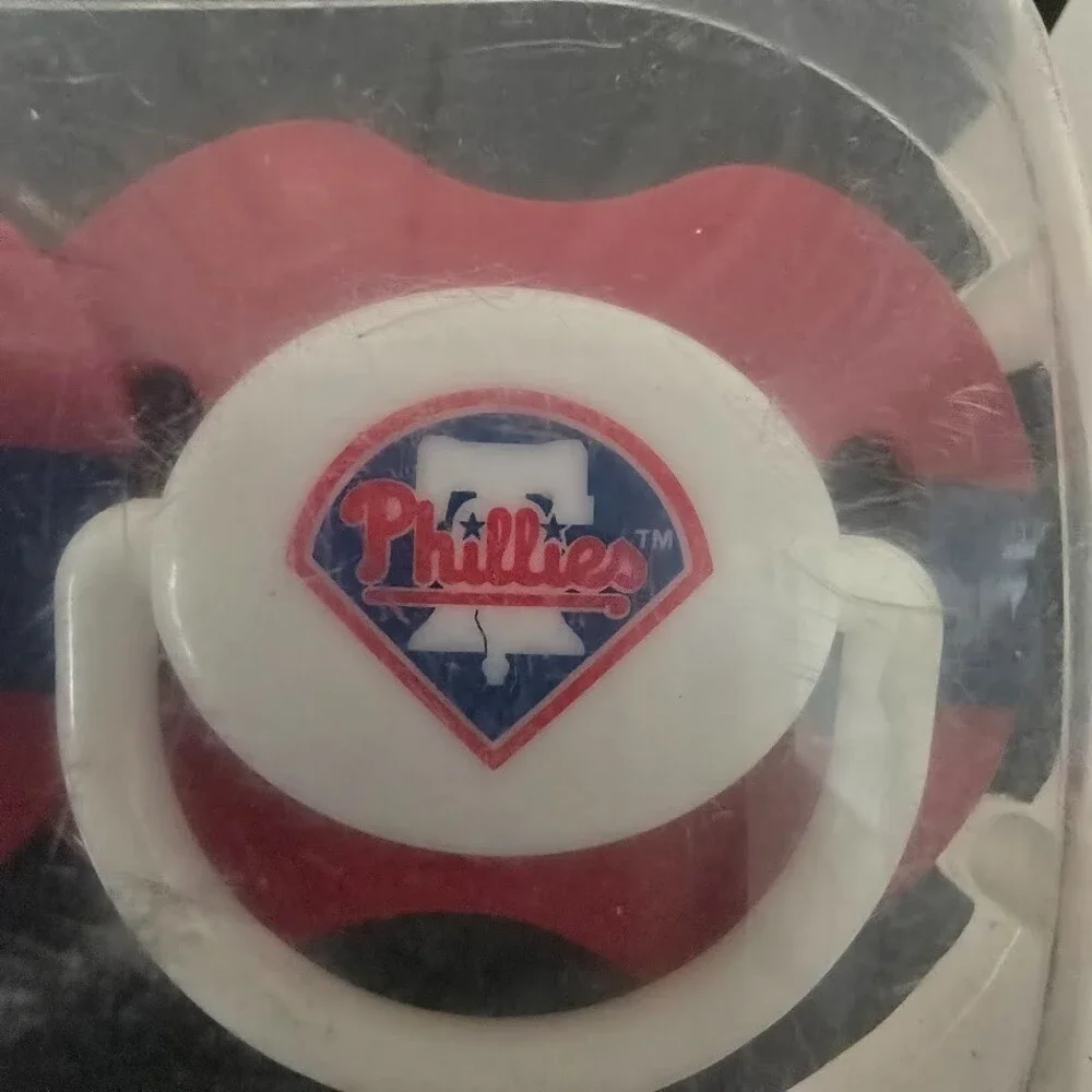 MLB Philadelphia Phillies Pacifier set of 2 w/Case by baby fanatic